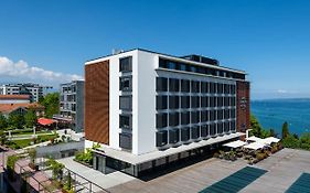 Lake Geneva Hotel 3* Superior